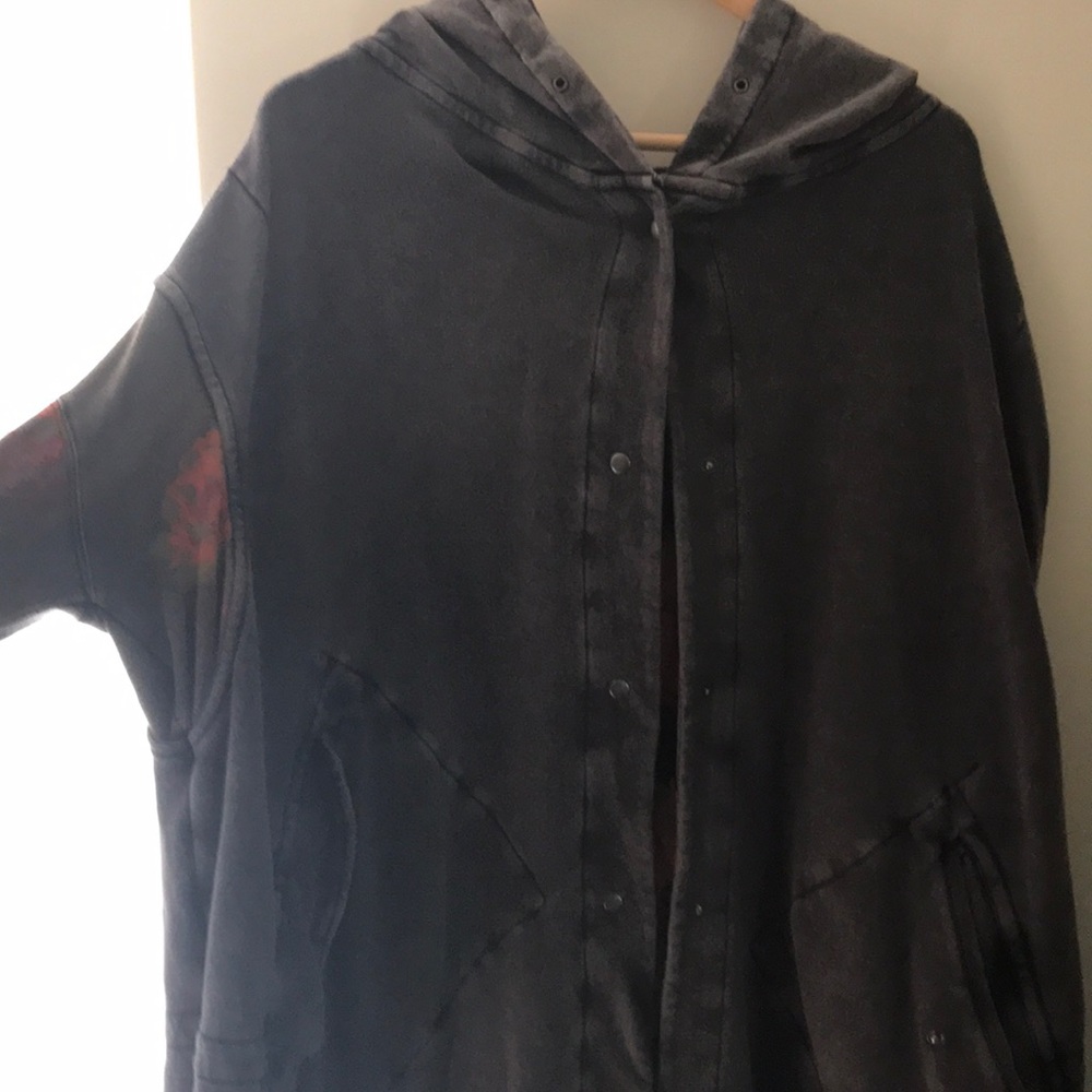 Free people sweatshirt
